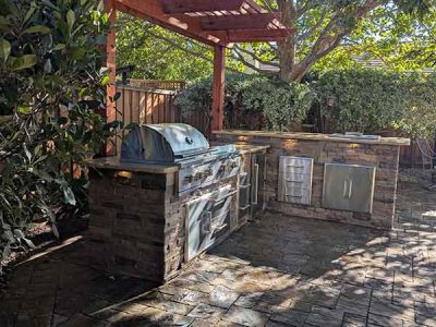 Residential Outdoor Kitchen Installation